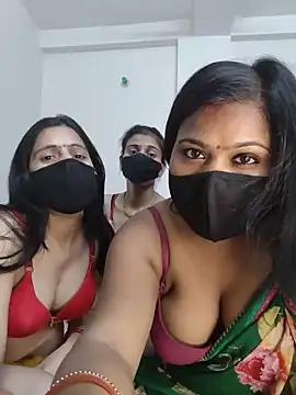 cutee  crazy online show from May 2026 02:14:02 PM