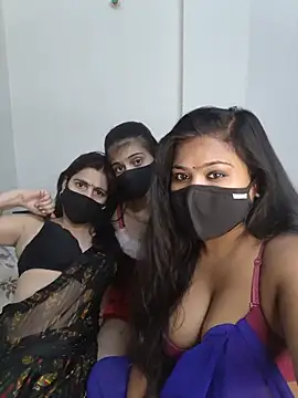 cutee  crazy online show from June 2026 02:55:02 PM