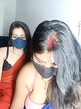 Snapshot of cutee__crazy chatting on September 2025 06:15:01 PM cutee  crazy online show from September 2025 06:15:01 PM