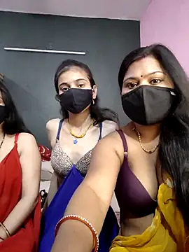 cutee  crazy online show from April 2026 02:35:01 PM