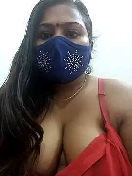 Snapshot of cutee__crazy chatting on March 2025 06:23:02 PM cutee  crazy online show from March 2025 06:23:02 PM