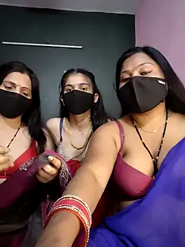 cutee  crazy online show from February 2026 01:44:01 PM