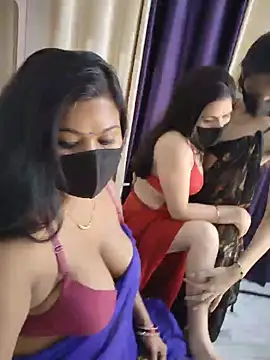 Snapshot of cutee__crazy chatting on June 2026 02:17:02 PM cutee crazy online show from June 2026 02:17:02 PM