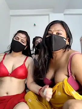 cutee  crazy online show from May 2026 01:44:01 PM