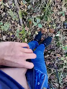 Boring one online show from November 2025 01:49:01 PM