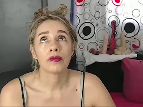 perlahotboobs online show from February 2025 08:09:02 PM
