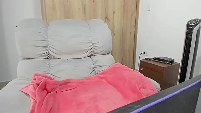 xspecialoomx online show from March 2026 01:34:02 PM