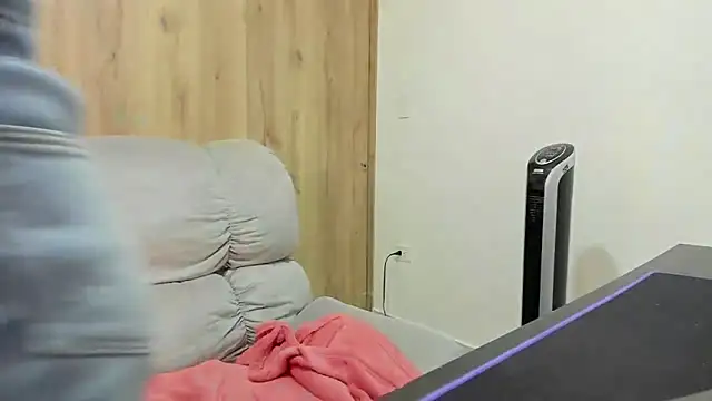 xspecialoomx online show from March 2026 03:03:01 PM