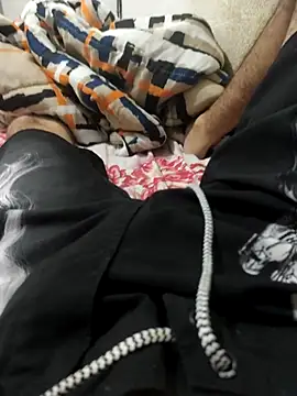 Snapshot of KleberL chatting on December 2025 05:12:01 AM KleberL online show from December 2025 05:12:01 AM