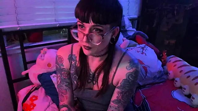 Snapshot of The_Dullahan_Girl chatting on March 2025 07:57:01 AM The Dullahan Girl online show from March 2025 07:57:01 AM