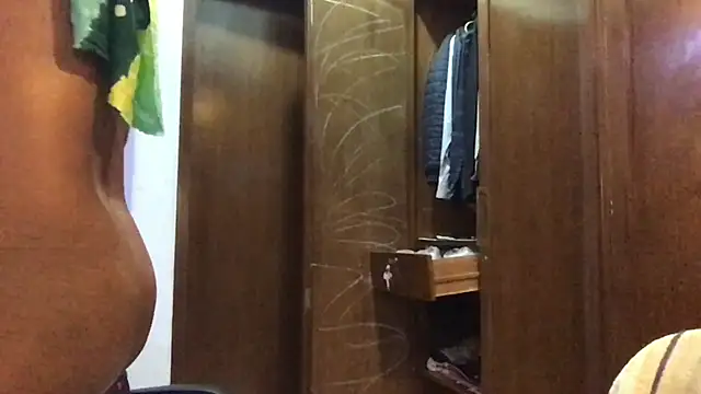 Snapshot of bangalidickolo chatting on December 2024 01:06:01 PM bangalidickolo online show from December 2024 01:06:01 PM