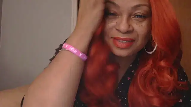 MSweetLindaParks online show from October 2025 11:05:01 PM