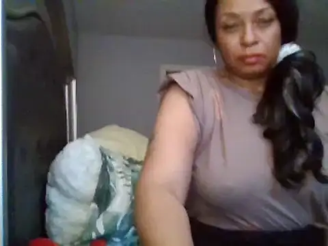 Snapshot of MSweetLindaParks chatting on February 2025 06:10:02 PM MSweetLindaParks online show from February 2025 06:10:02 PM