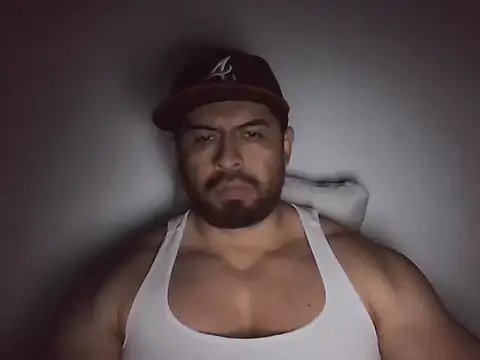 marcus002001 online show from April 2026 04:25:02 AM