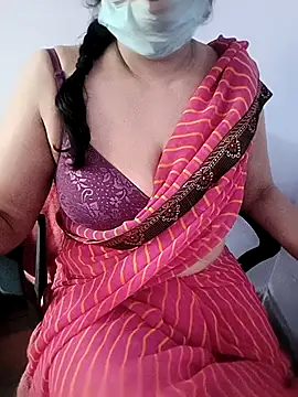 Snapshot of sangeetha4bide chatting on November 2025 05:57:02 AM sangeetha4bide online show from November 2025 05:57:02 AM