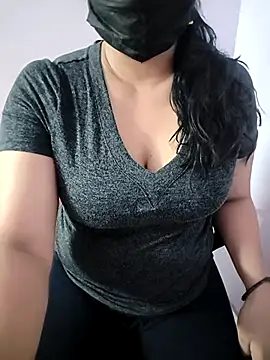 sangeetha4bide online show from April 2026 06:15:02 AM