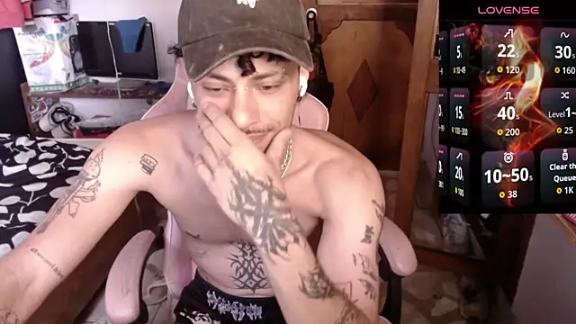 Apolo S online show from April 2026 06:03:02 PM