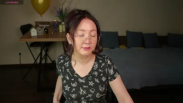 AvroraSakura online show from March 2026 03:01:01 PM