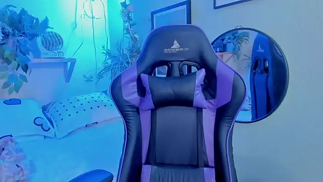 AnaPola online show from December 2024 09:00:02 PM