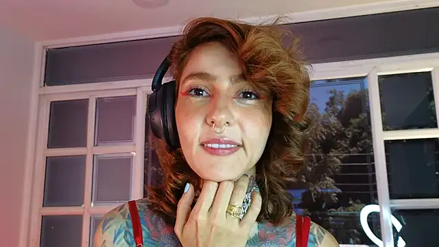 Snapshot of Evangelyne_1 chatting on September 2025 03:51:01 PM Evangelyne 1 online show from September 2025 03:51:01 PM