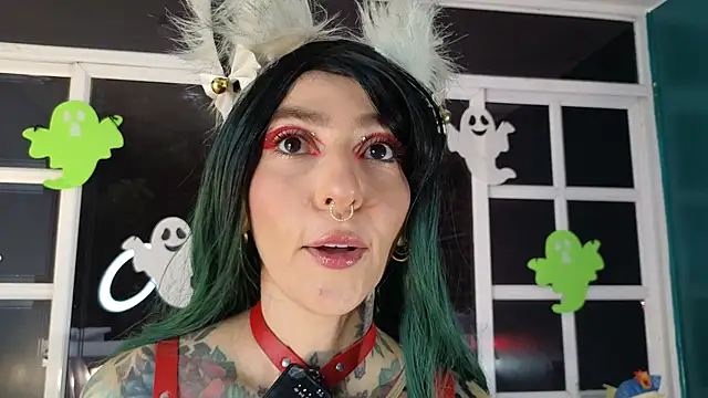 Snapshot of Evangelyne_1 chatting on October 2025 03:45:02 PM Evangelyne 1 online show from October 2025 03:45:02 PM