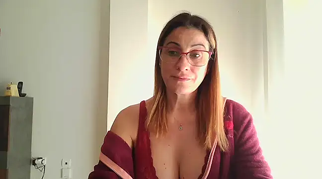 Sanada hot online show from January 2025 02:11:01 PM