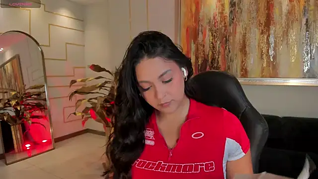 ToriCrossX online show from October 2025 01:55:02 PM