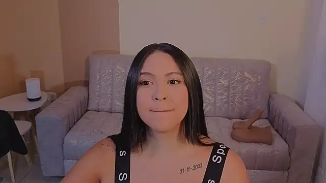 ToriCrossX online show from April 2026 05:41:02 PM