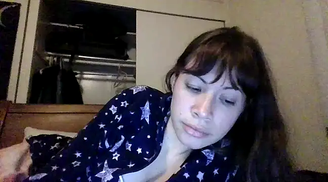 Snapshot of petitedoll29 chatting on December 2024 07:26:01 AM petitedoll29 online show from December 2024 07:26:01 AM
