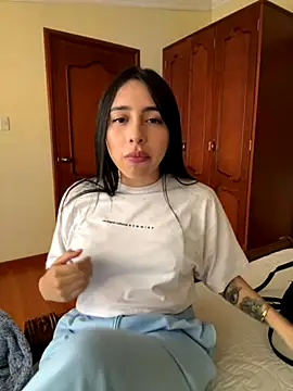 isabella jade online show from October 2025 01:23:02 PM