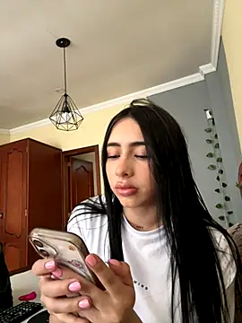isabella jade online show from October 2025 04:19:02 PM