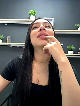 isabella jade online show from December 2025 08:53:02 PM