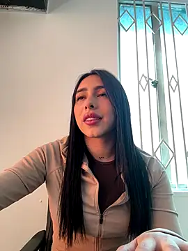 isabella jade online show from October 2025 02:05:01 PM