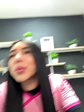 isabella jade online show from November 2025 12:49:01 PM