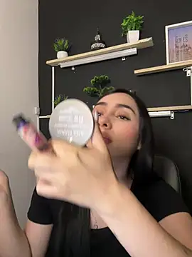 isabella jade online show from February 2026 10:04:02 PM