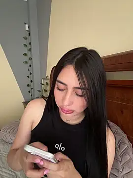 isabella jade online show from October 2025 01:21:02 PM