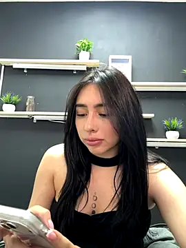 isabella jade online show from December 2025 05:36:01 PM