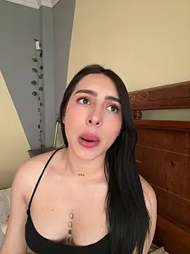 isabella jade online show from October 2025 02:07:01 PM