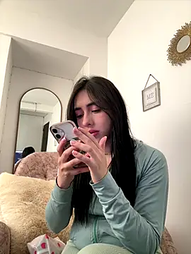 isabella jade online show from November 2025 01:25:02 PM