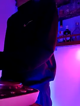 Snapshot of Darkboss31 chatting on February 2026 07:25:01 PM Darkboss31 online show from February 2026 07:25:01 PM