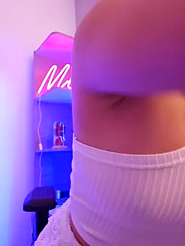 Snapshot of miaeyes chatting on January 2025 06:38:02 PM miaeyes online show from January 2025 06:38:02 PM