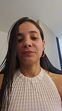 miaeyes online show from November 2025 01:55:01 PM