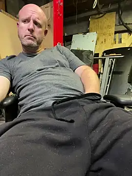 Jjones1923 online show from May 2026 11:19:01 AM