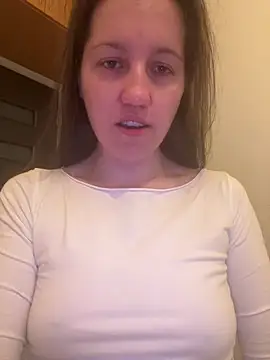 Nicole-Ray online show from April 2026 06:09:01 AM