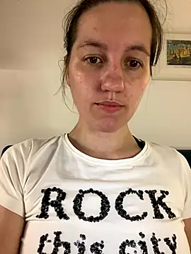 Snapshot of Nicole-Ray chatting on September 2025 09:14:01 PM Nicole-Ray online show from September 2025 09:14:01 PM