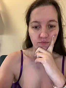 Nicole-Ray online show from December 2025 10:20:01 AM