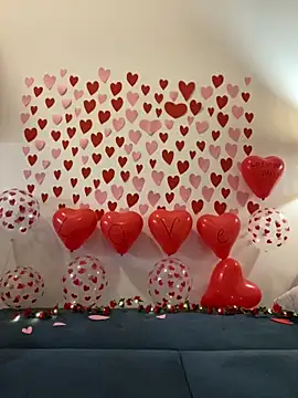 Nicole-Ray online show from February 2026 07:47:01 PM