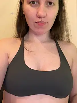 Snapshot of Nicole-Ray chatting on January 2025 10:04:01 PM Nicole-Ray online show from January 2025 10:04:01 PM