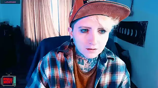 Marieblueeyes online show from December 2025 09:30:02 PM