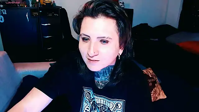 Marieblueeyes online show from September 2025 01:11:02 AM